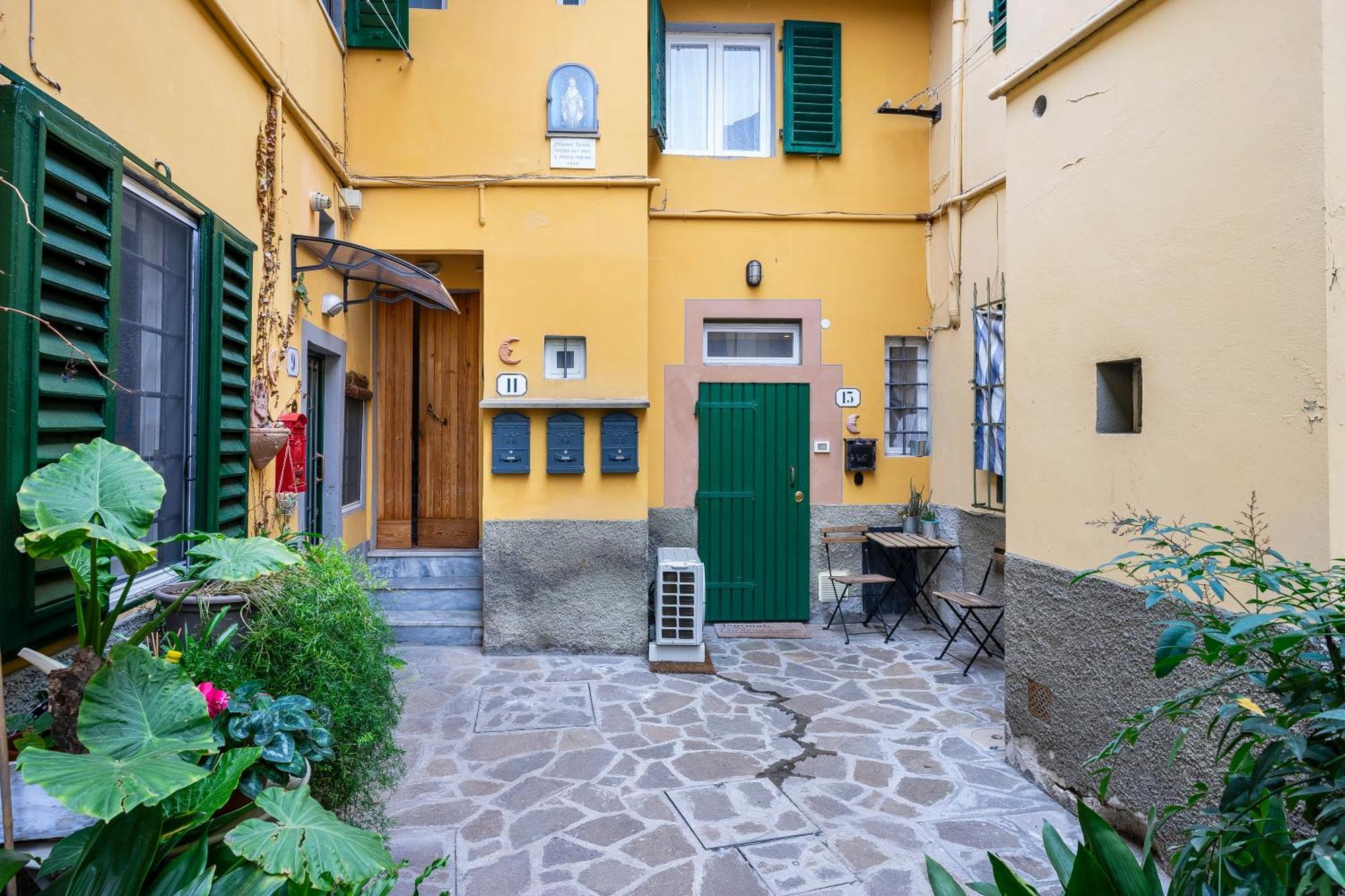 Flat Moon Over Florence Terrace And Free Parking 外观 照片